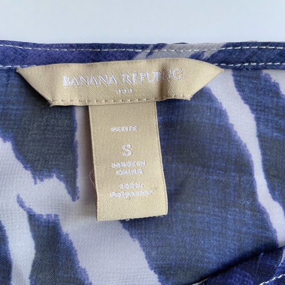 { Banana Republic Factory } Semi-Sheer Tank Sz S - Picture 3 of 5